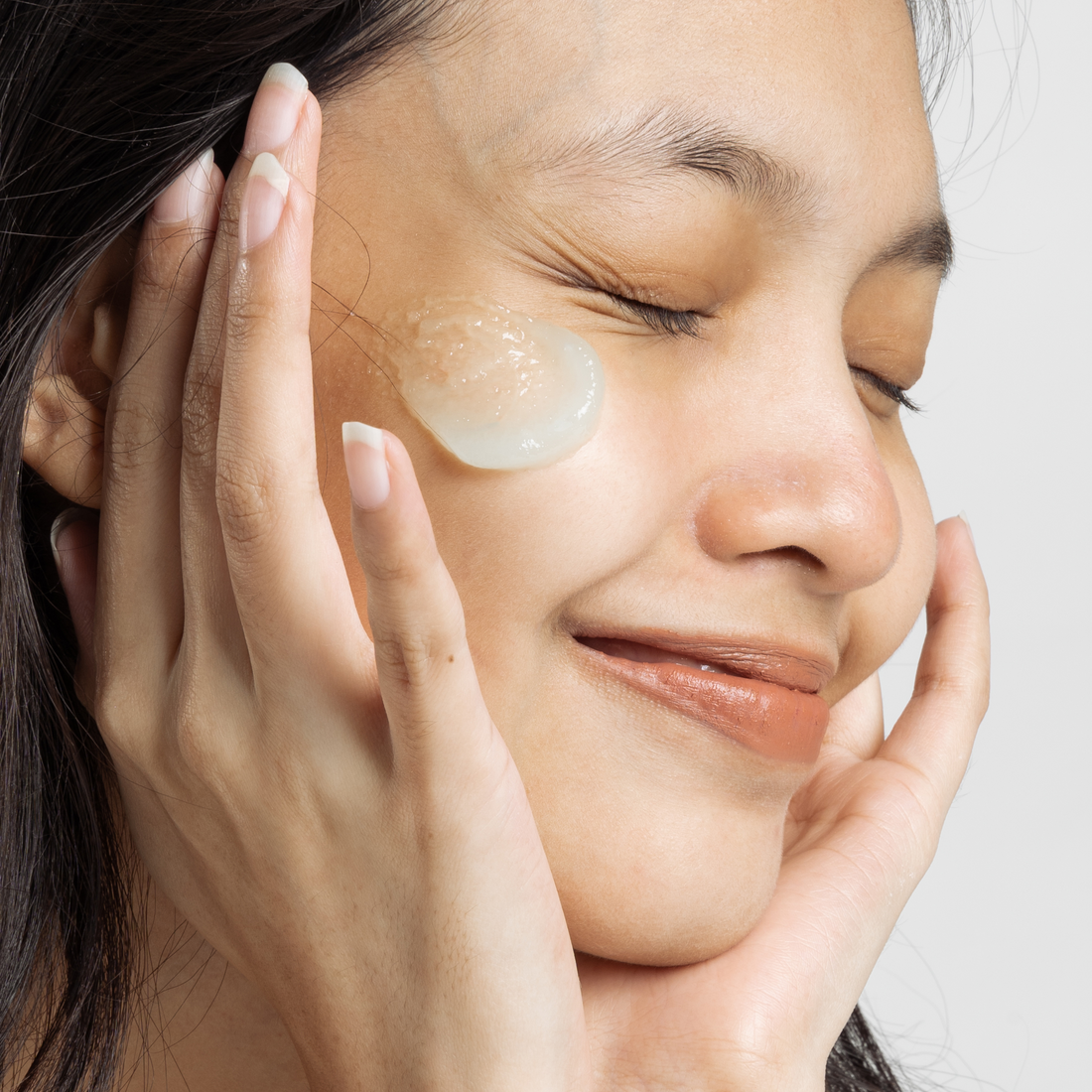 Slugging Skincare: All You Need to Know About This New Skincare Trend